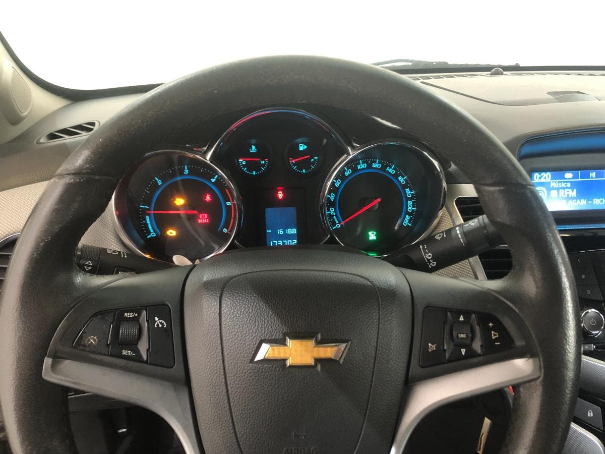 Chevrolet Cruze LT · Ano 2010 — image 35