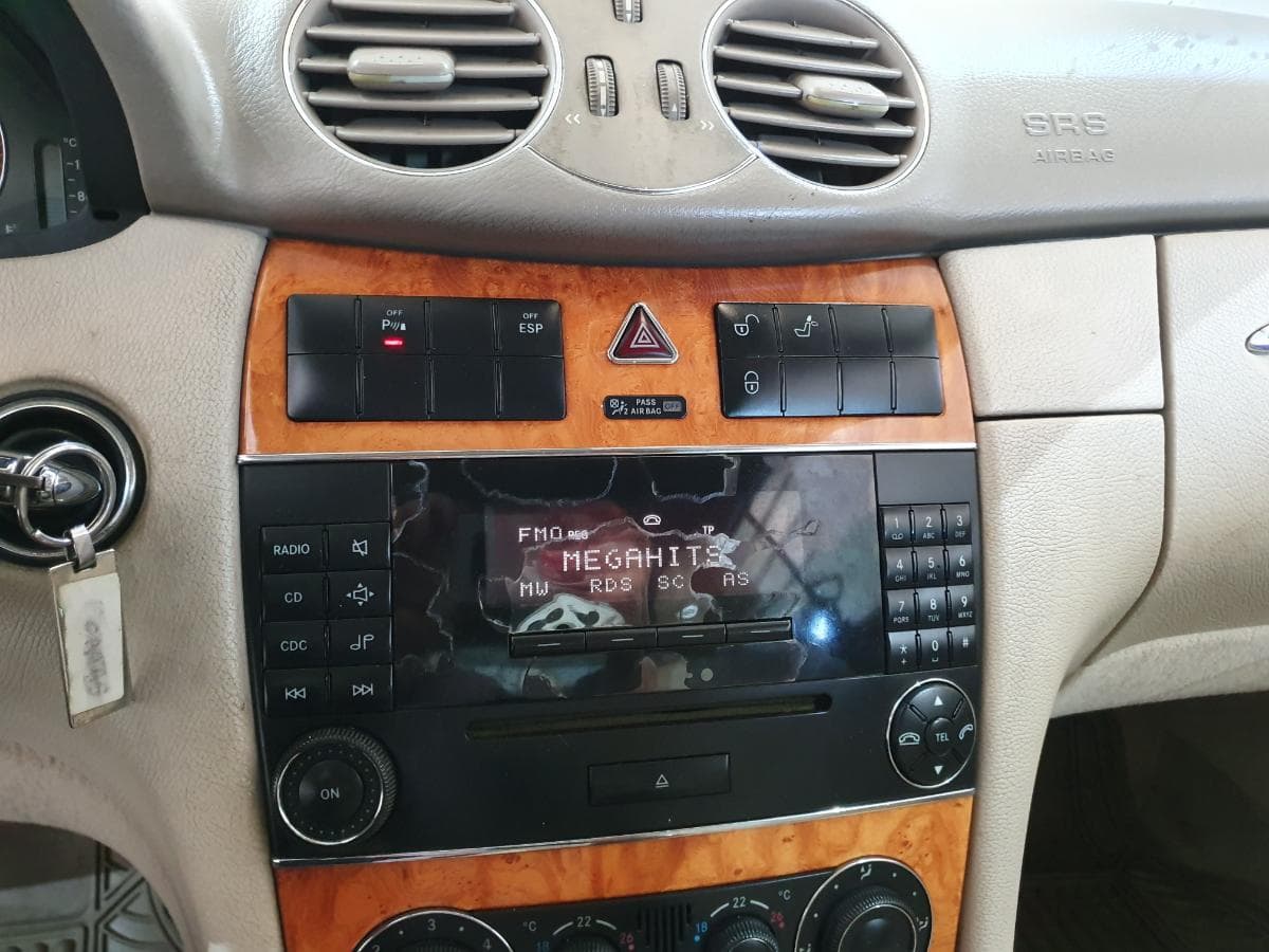 Mercedes-Benz CLK 200 Kompressor Cabrio · Ano 2005 — imagen 40