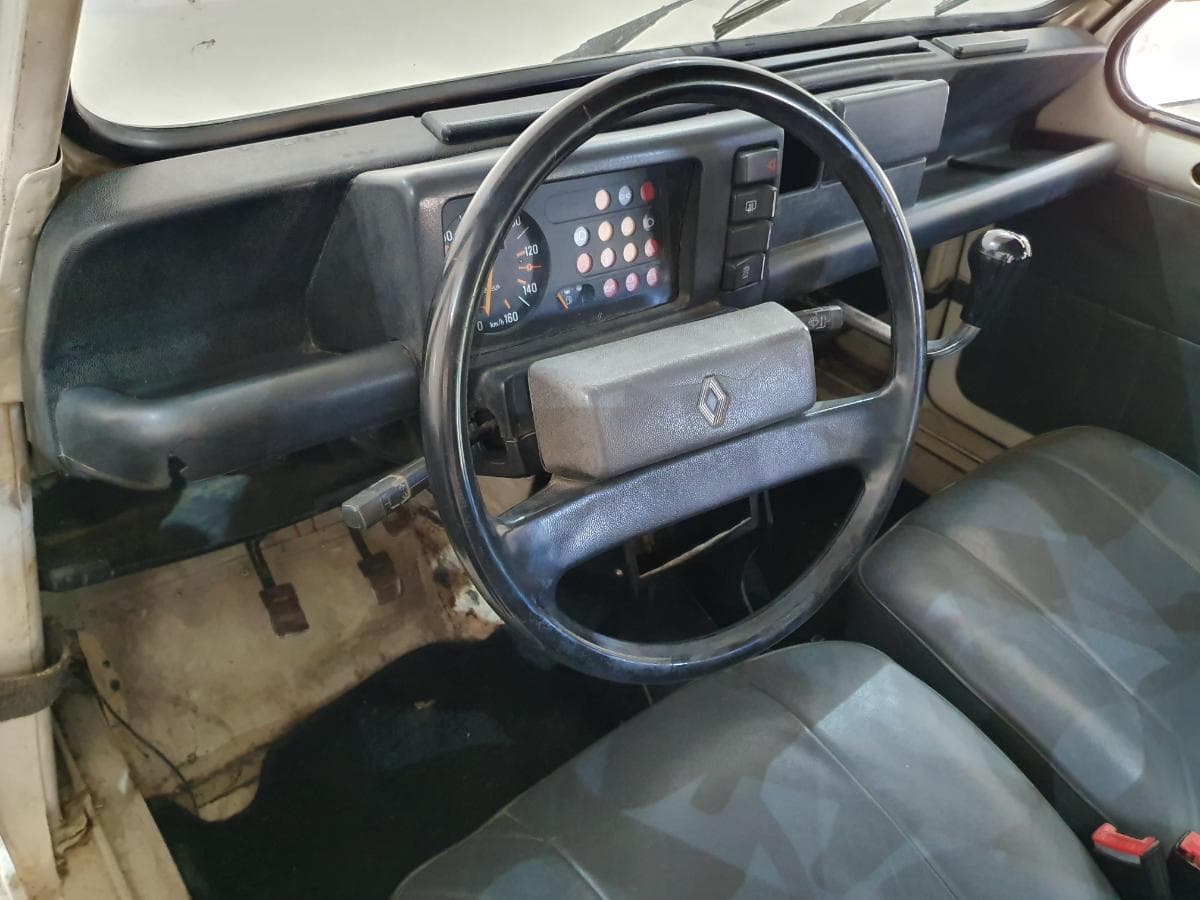 Renault 4L 1.1 · Ano 1989 — imagen 32