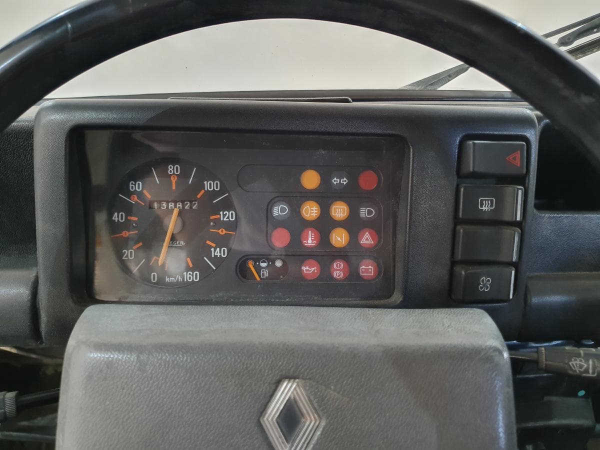 Renault 4L 1.1 · Ano 1989 — imagen 35