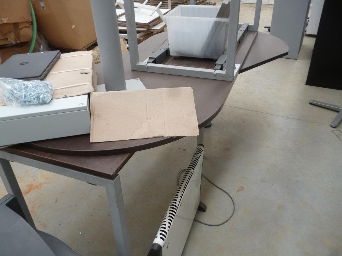 Equipamiento de Oficina + Material Informático — imagen 19