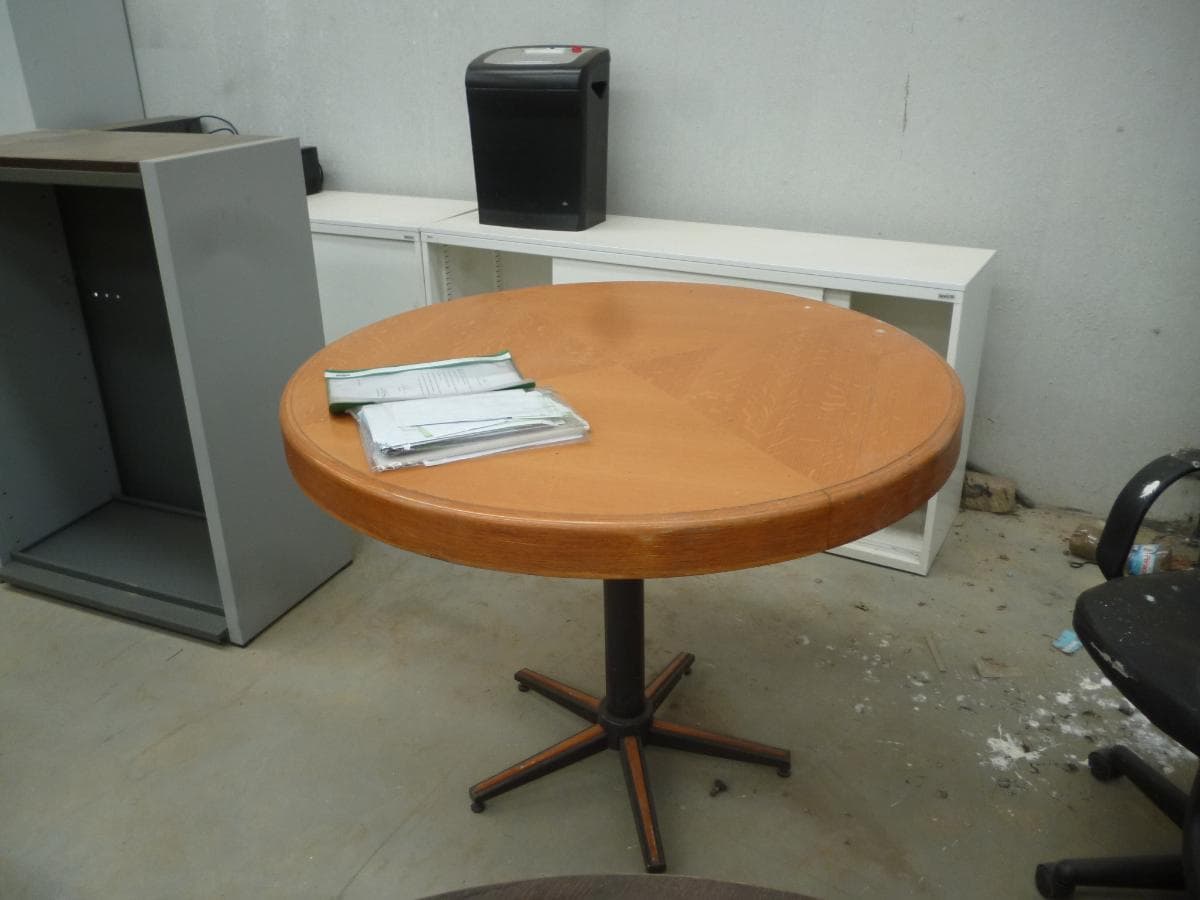 Equipamiento de Oficina + Material Informático — imagen 25