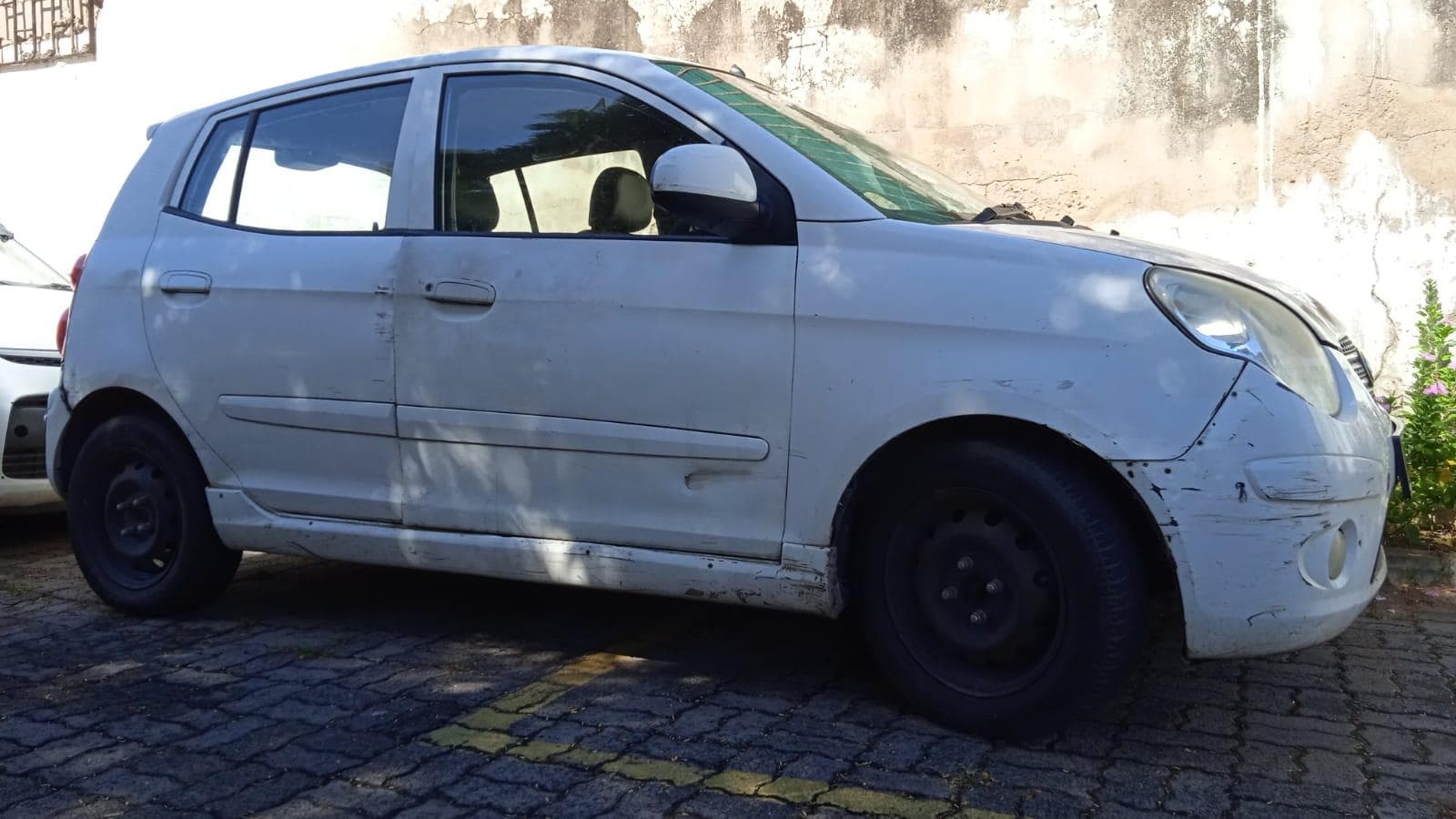 Kia Picanto · — image 7