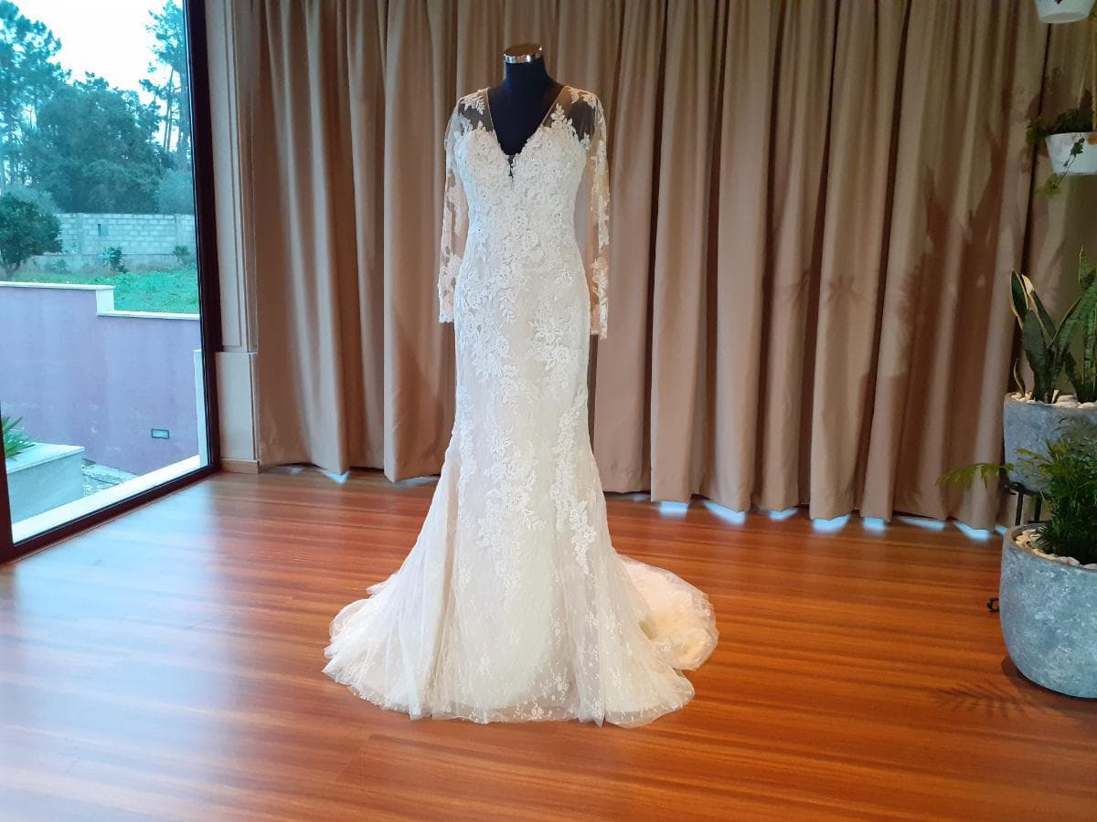 Grande Leilão de Vestidos de Noiva e Cerimónia — image 16