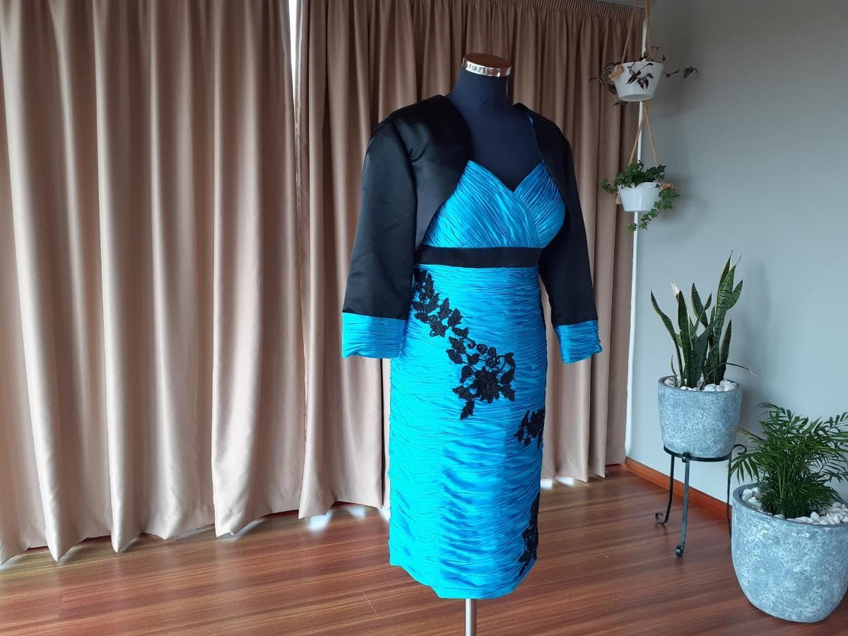Grande Leilão de Vestidos de Noiva e Cerimónia — image 132
