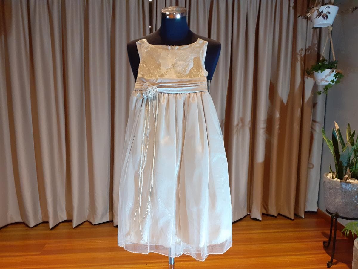Grande Leilão de Vestidos de Noiva e Cerimónia — image 162