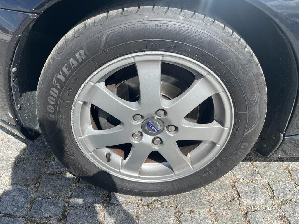 Volvo S40 1.6D · Ano 2010 — imagen 15