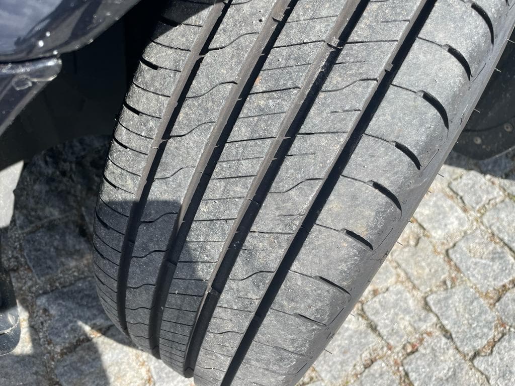 Volvo S40 1.6D · Ano 2010 — imagen 18