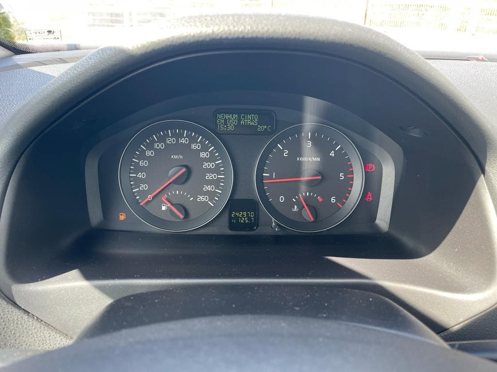 Volvo S40 1.6D · Ano 2010 — imagen 21