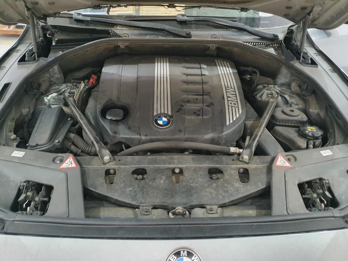 BMW 530D · Ano 2010 — image 5