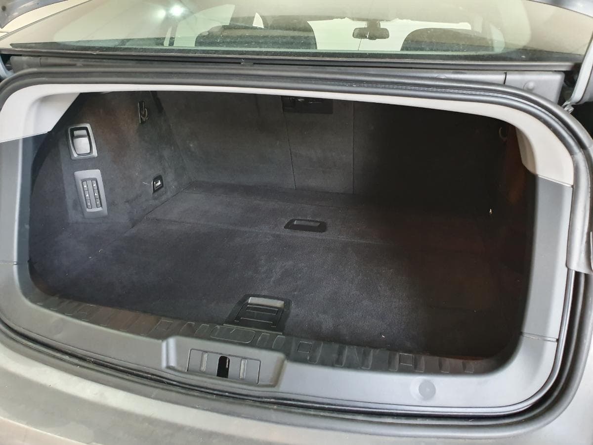 BMW 530D · Ano 2010 — image 9