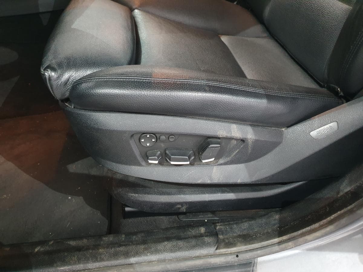 BMW 530D · Ano 2010 — image 35