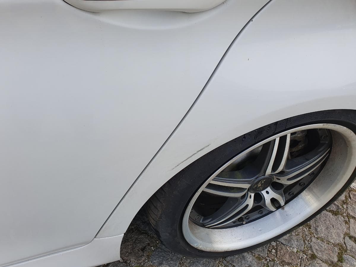 BMW 520D Touring · Ano 2011 — image 17