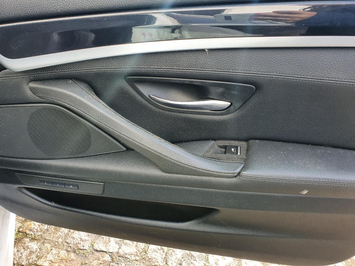 BMW 520D Touring · Ano 2011 — image 22