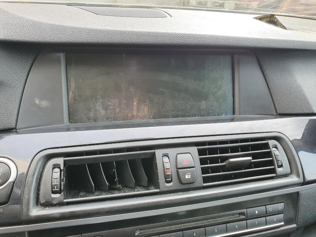 BMW 520D Touring · Ano 2011 — image 26