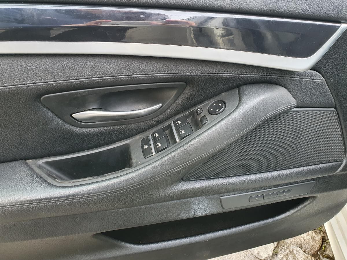 BMW 520D Touring · Ano 2011 — image 34