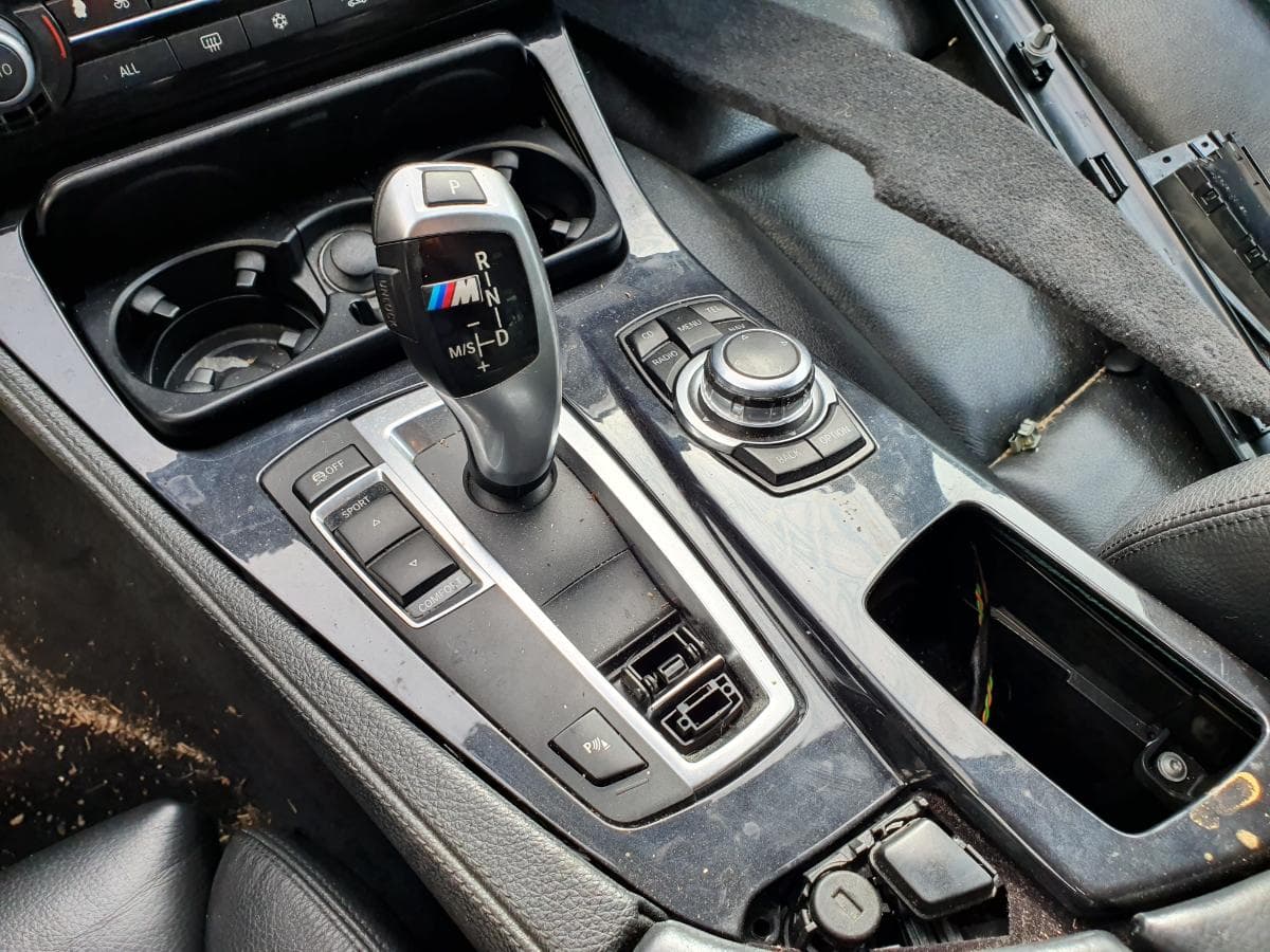 BMW 520D Touring · Ano 2011 — image 35