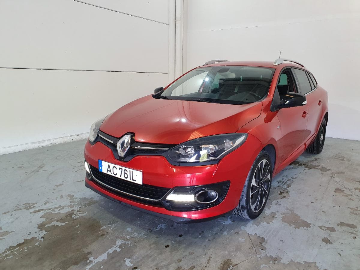 Renault Mégane 1.5 DCI · Ano 2015 — image 2