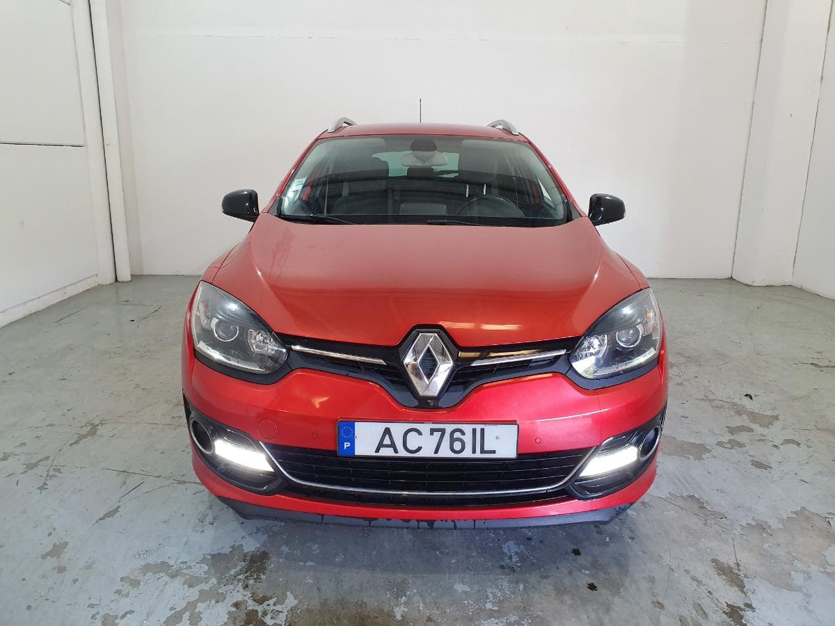 Renault Mégane 1.5 DCI · Ano 2015 — image 4