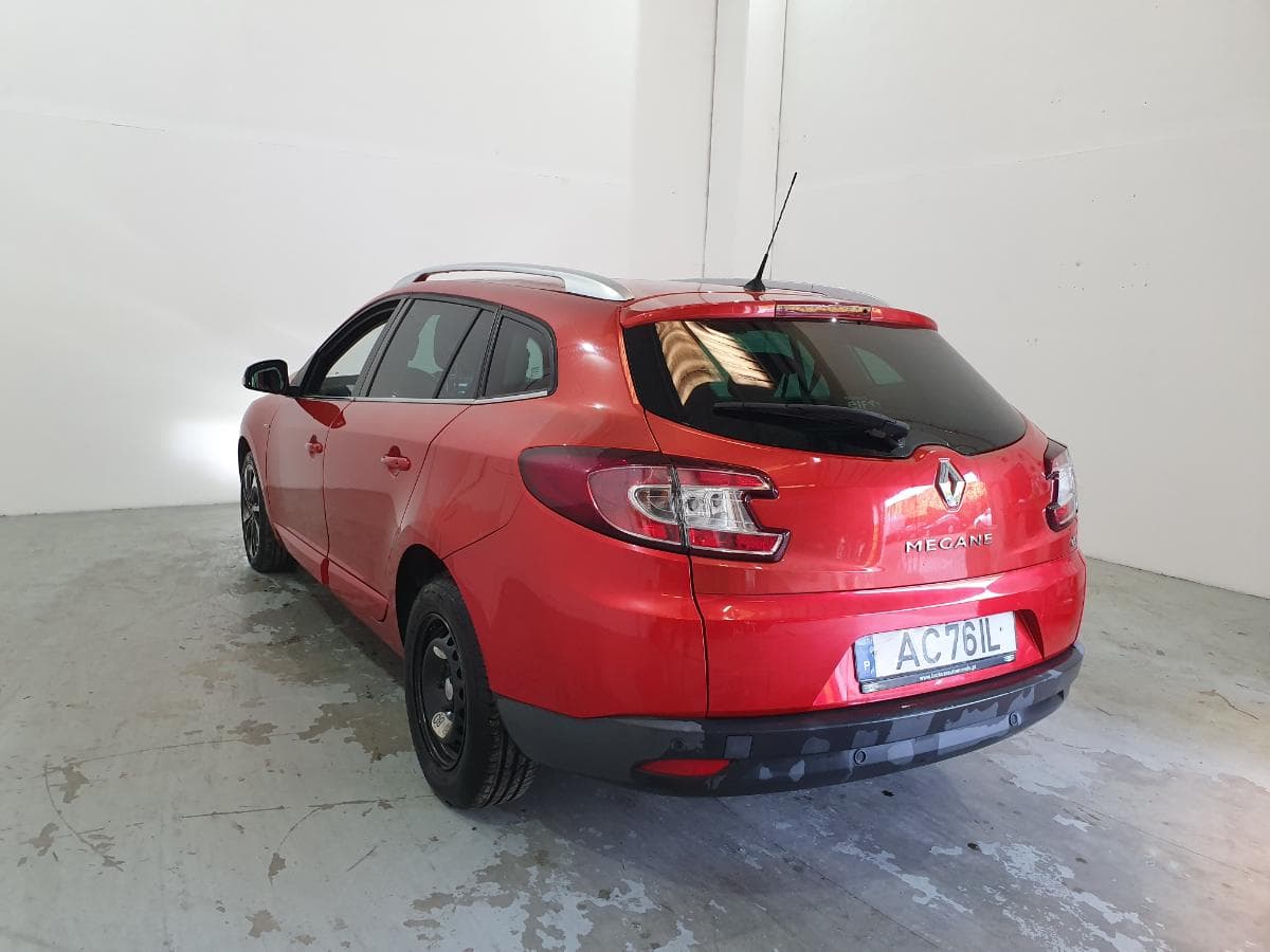 Renault Mégane 1.5 DCI · Ano 2015 — image 12