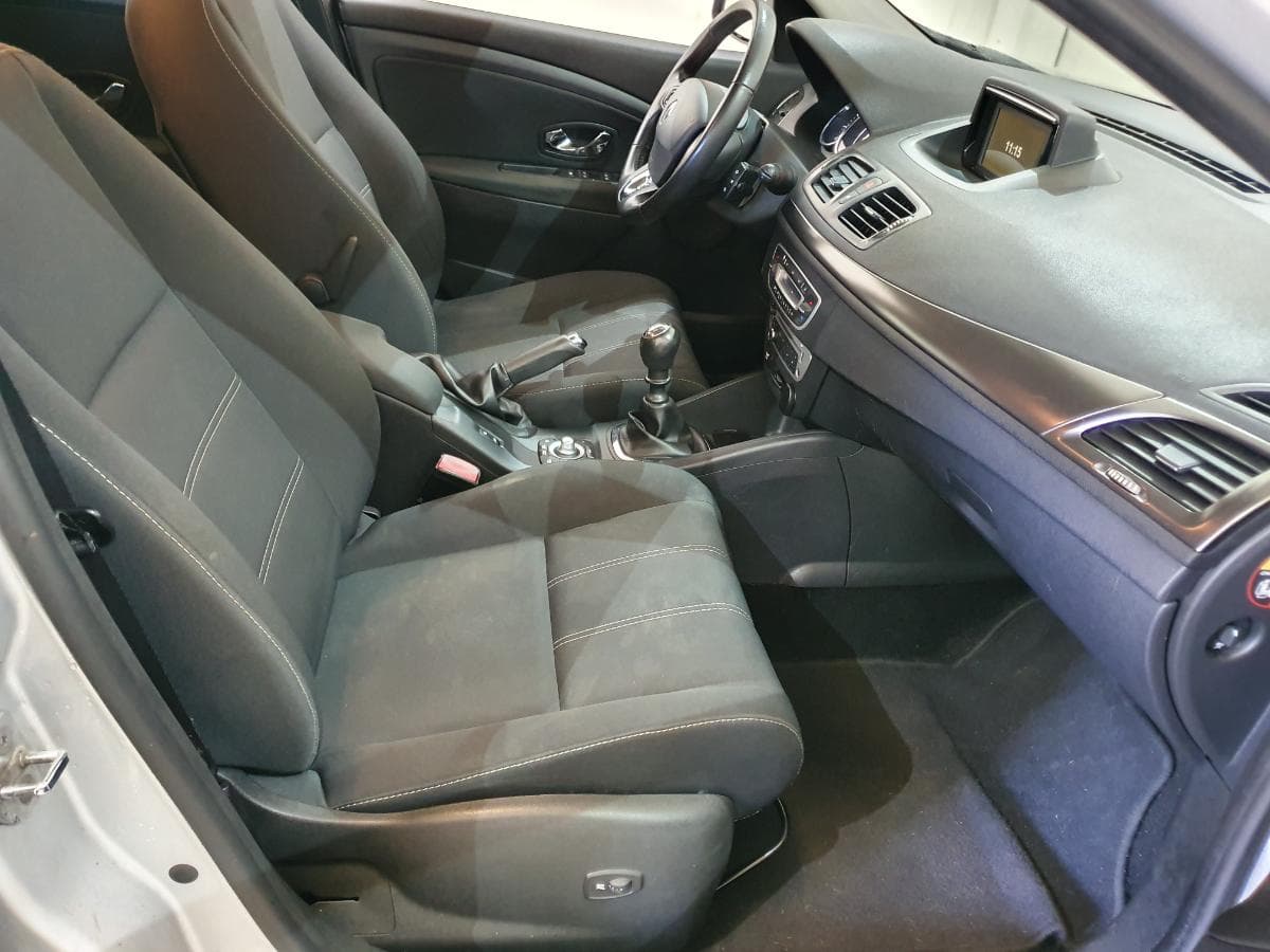 Renault Mégane 1.5 DCI · Ano 2014 — imagen 12