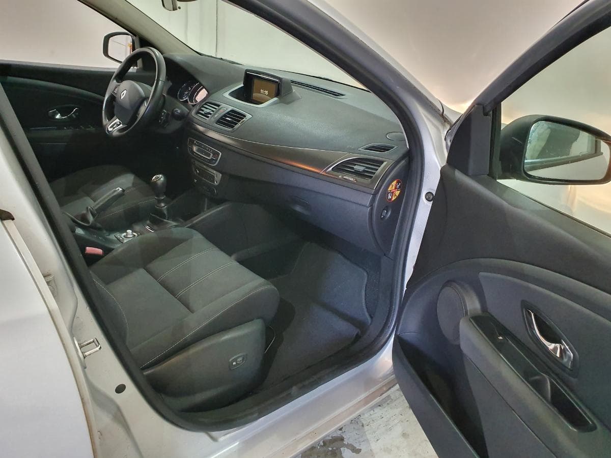 Renault Mégane 1.5 DCI · Ano 2014 — imagen 13