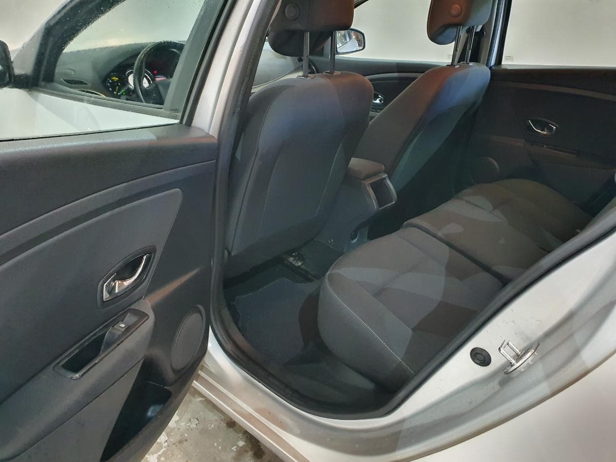 Renault Mégane 1.5 DCI · Ano 2014 — imagen 16