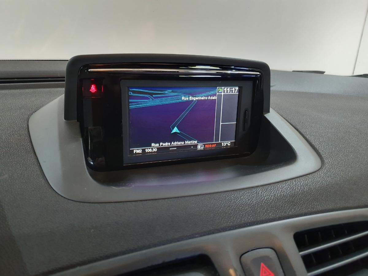 Renault Mégane 1.5 DCI · Ano 2014 — imagen 19