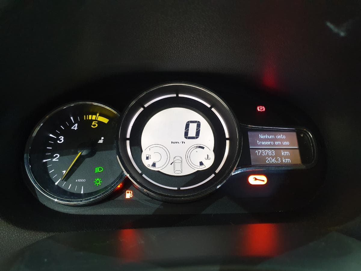 Renault Mégane 1.5 DCI · Ano 2014 — imagen 22