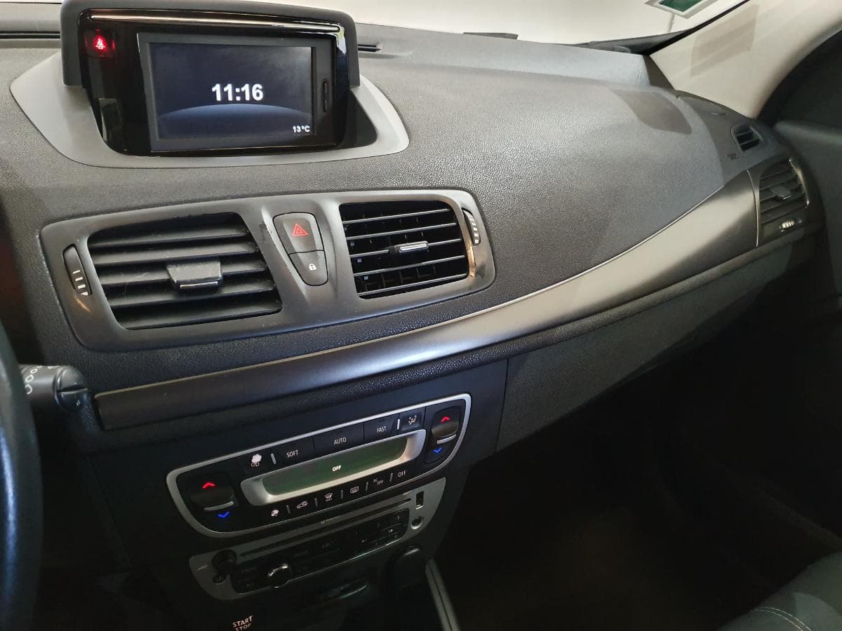 Renault Mégane 1.5 DCI · Ano 2014 — imagen 25