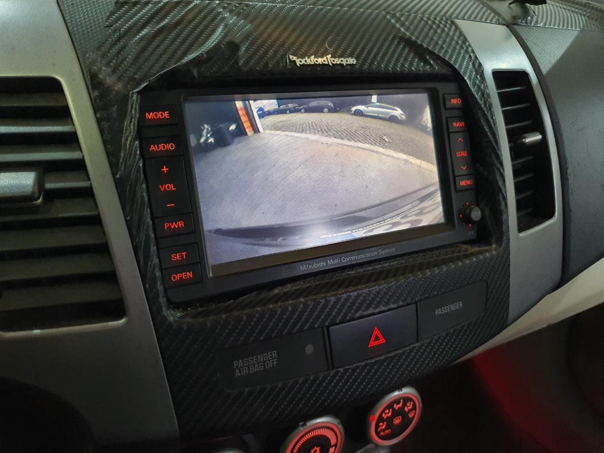 Mitsubishi Outlander 2.0 DI-D · Ano 2007 — imagen 27
