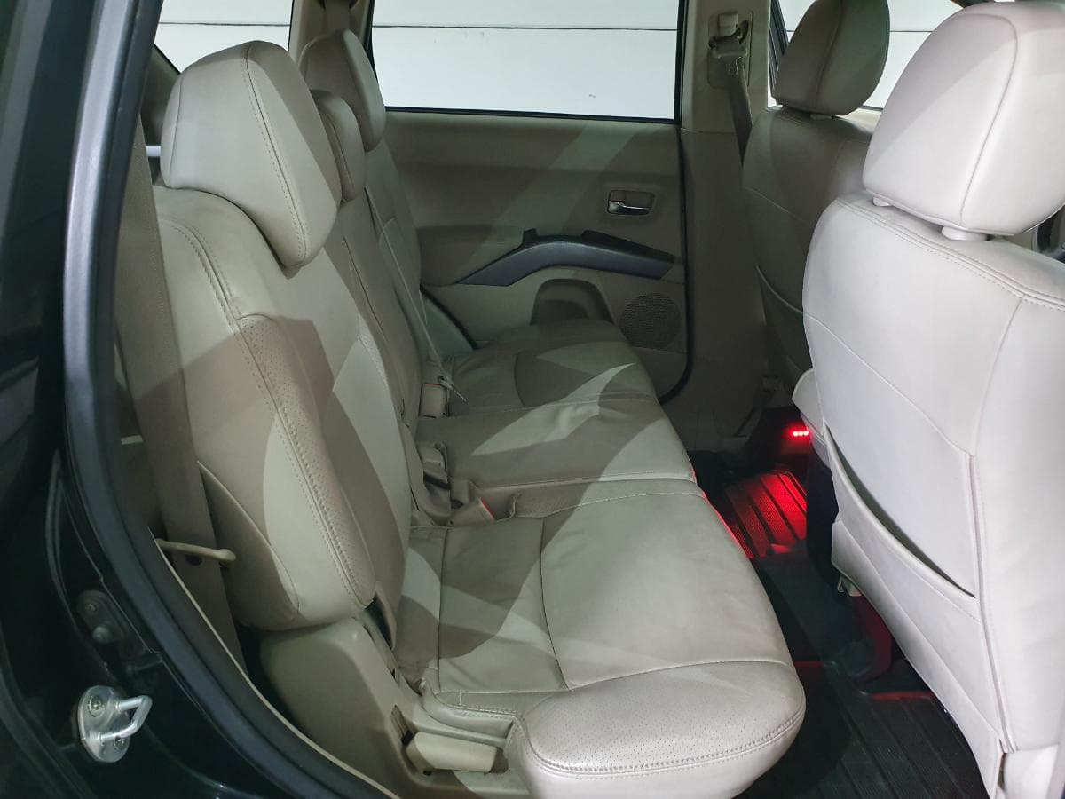 Mitsubishi Outlander 2.0 DI-D · Ano 2007 — imagen 28