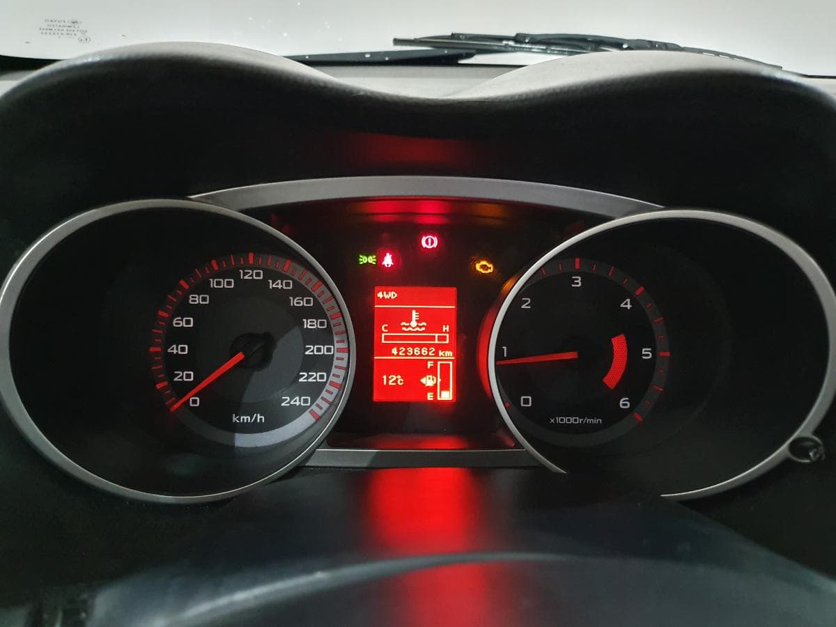 Mitsubishi Outlander 2.0 DI-D · Ano 2007 — imagen 46