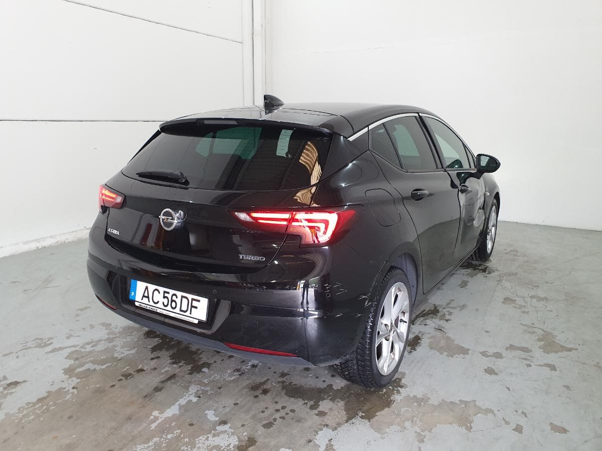 Opel Astra 1.4 Turbo · Ano 2017 — image 8
