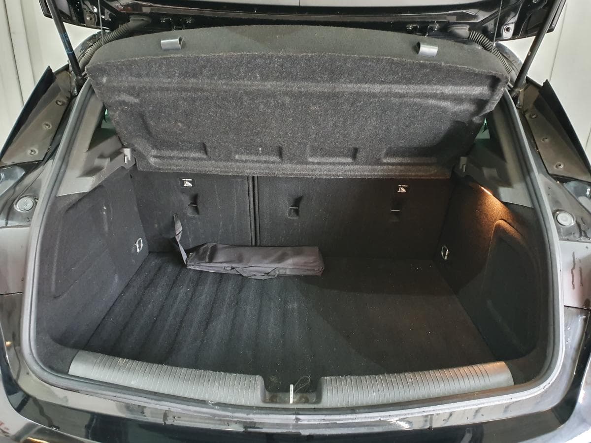 Opel Astra 1.4 Turbo · Ano 2017 — image 10