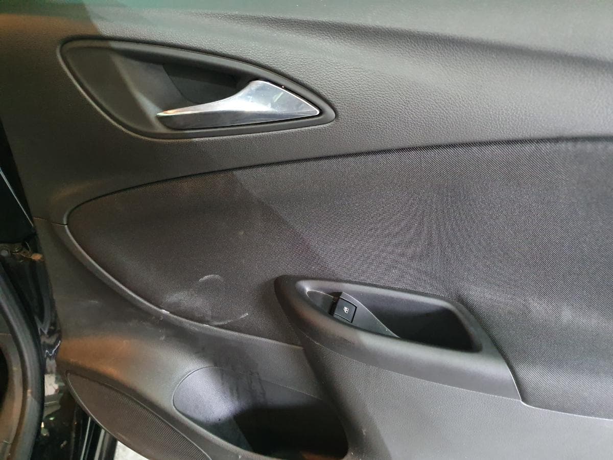 Opel Astra 1.4 Turbo · Ano 2017 — image 29