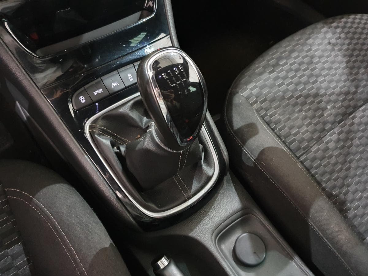 Opel Astra 1.4 Turbo · Ano 2017 — image 36