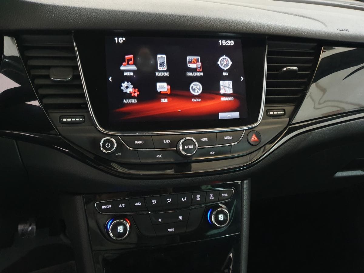 Opel Astra 1.4 Turbo · Ano 2017 — image 39