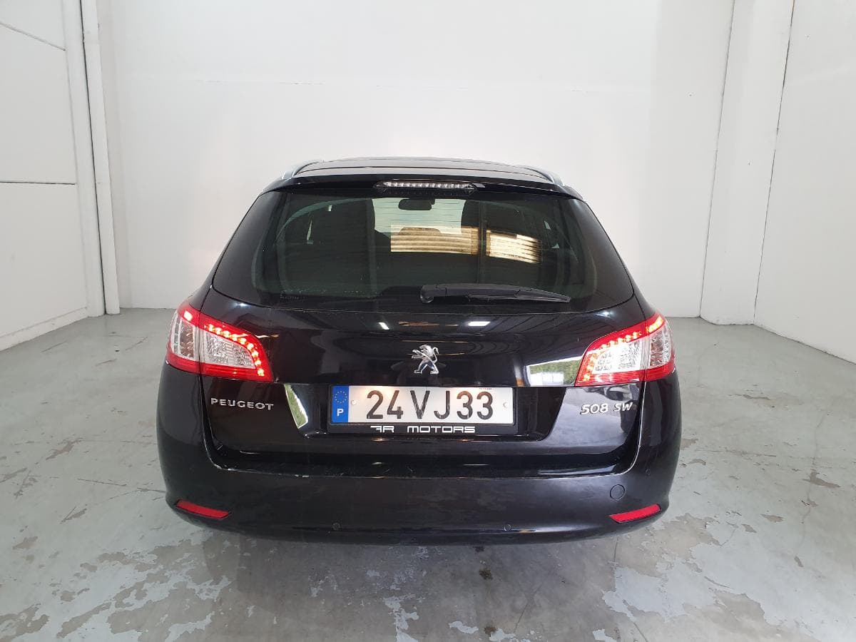 Peugeot 508 SW 1.6 HDI · Ano 2014 — imagen 7