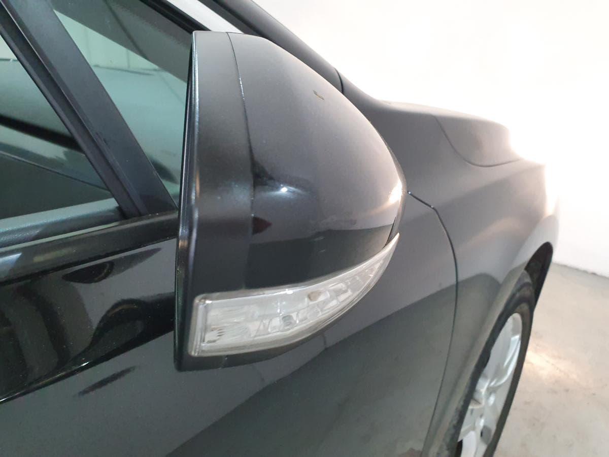Peugeot 508 SW 1.6 HDI · Ano 2014 — imagen 21