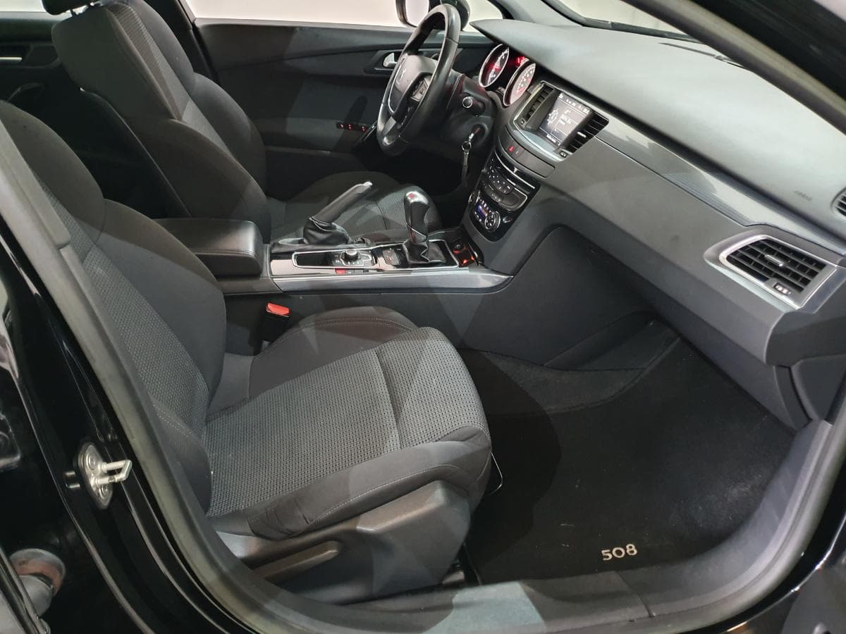 Peugeot 508 SW 1.6 HDI · Ano 2014 — imagen 33