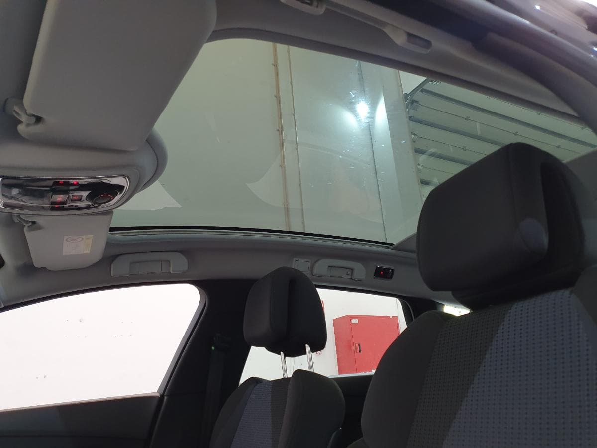 Peugeot 508 SW 1.6 HDI · Ano 2014 — imagen 40