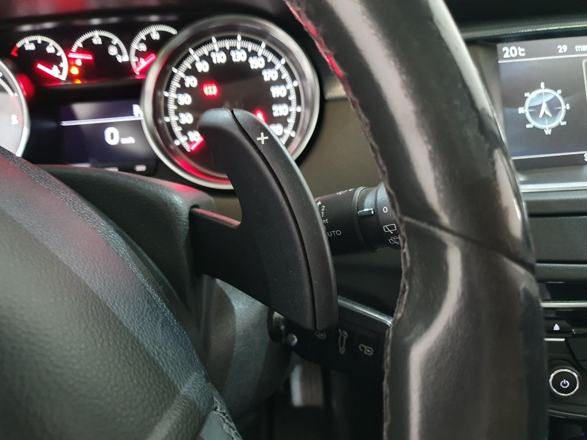 Peugeot 508 SW 1.6 HDI · Ano 2014 — imagen 43