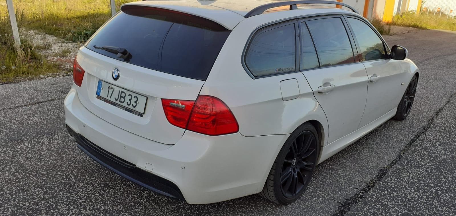 BMW 320D · Ano 2009 — imagen 7