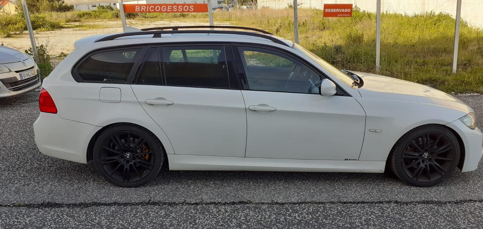 BMW 320D · Ano 2009 — imagen 8