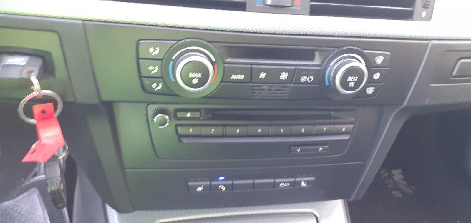 BMW 320D · Ano 2009 — imagen 12