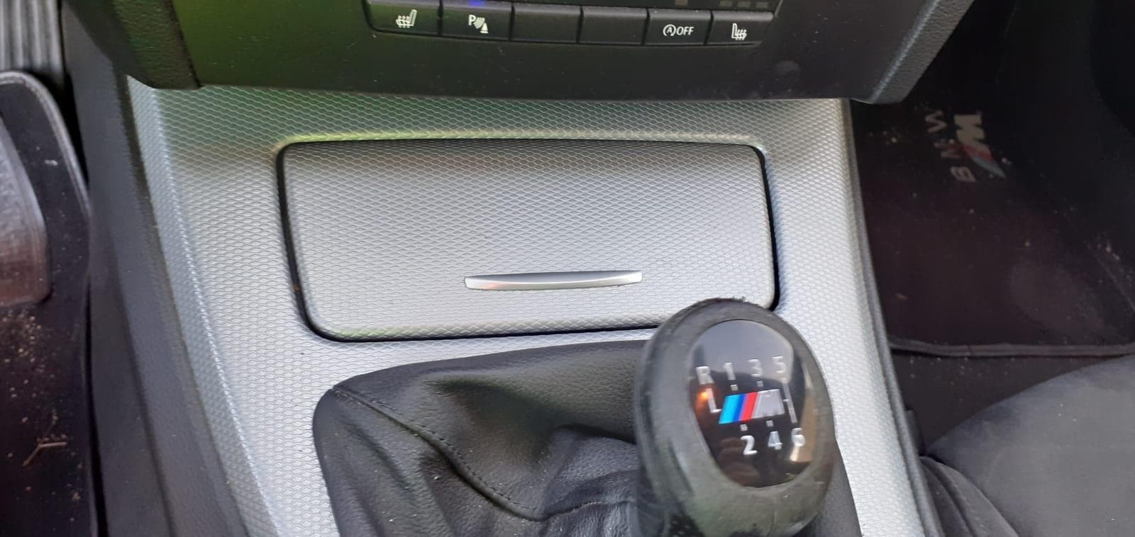 BMW 320D · Ano 2009 — imagen 13