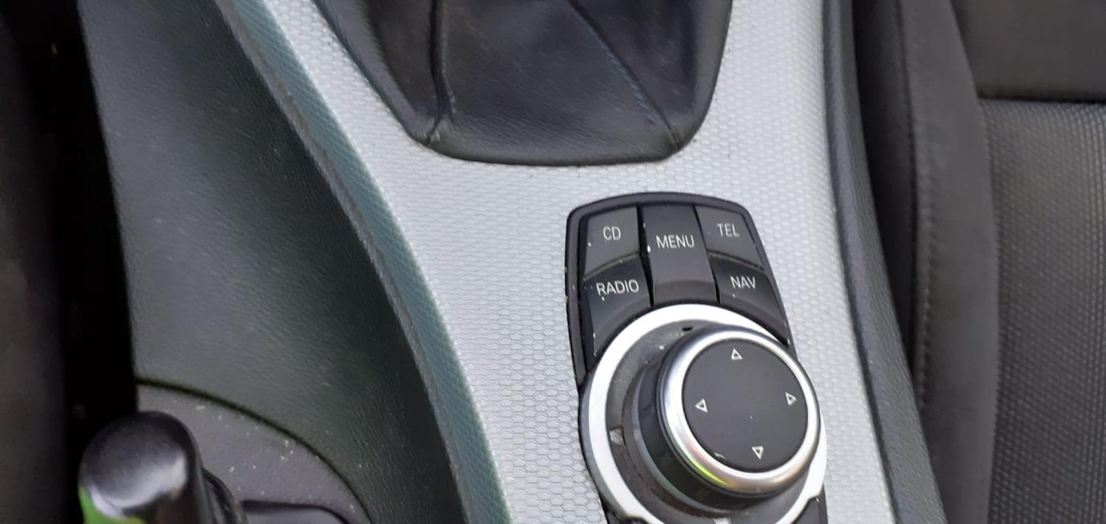 BMW 320D · Ano 2009 — imagen 14