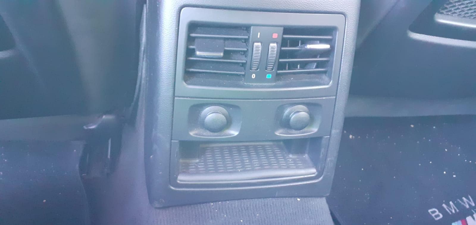 BMW 320D · Ano 2009 — imagen 15