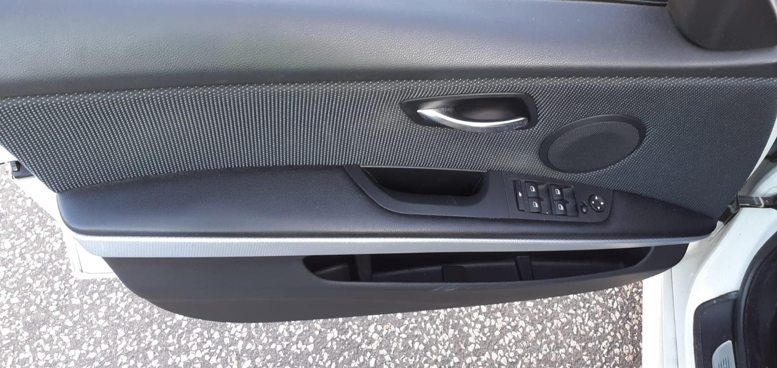 BMW 320D · Ano 2009 — imagen 18